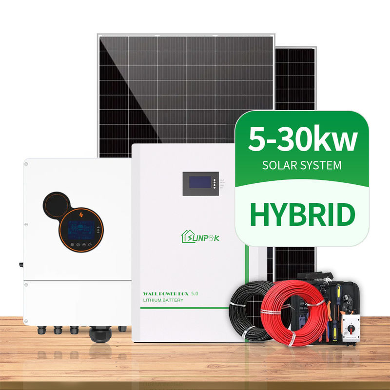 ชุดระบบพลังงานแสงอาทิตย์แบบผสมผสาน 600W เครื่องกำเนิดพลังงานแสงอาทิตย์ 3 เฟสพร้อมชุดแผงสำเร็จ