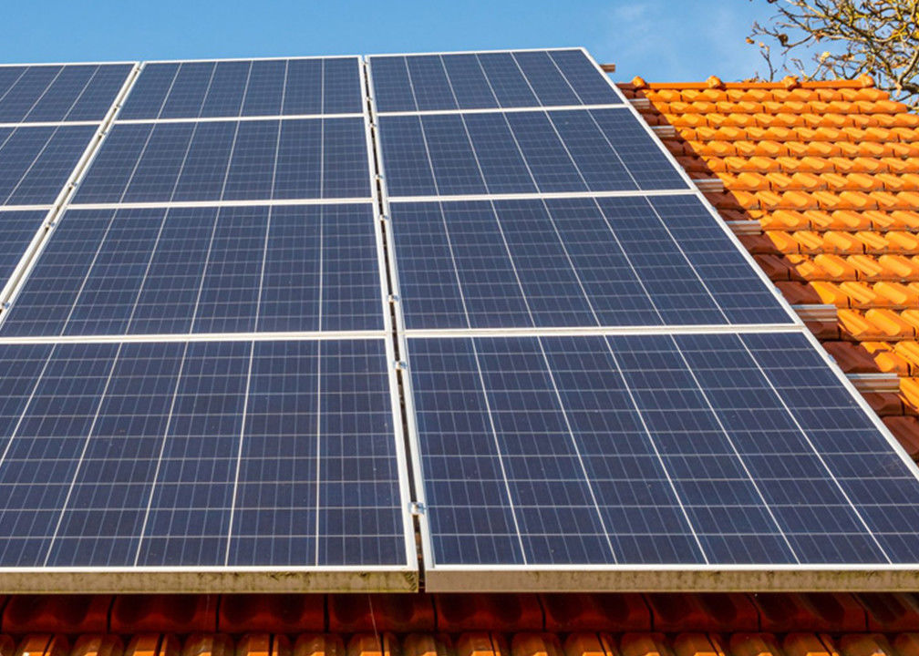 ลิเธียมไอออนระบบบ้านพลังงานแสงอาทิตย์ 10kw 20kw 30kw Pv แผงปิดกริดพลังงานแสงอาทิตย์ไฮบริด