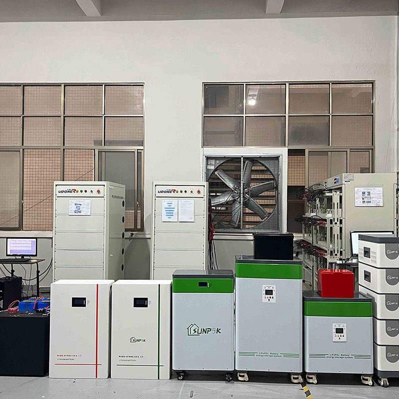 Hybrid Complete Off Grid Solar System สำหรับบ้านผลิตภัณฑ์พลังงานแสงอาทิตย์ 15Kw