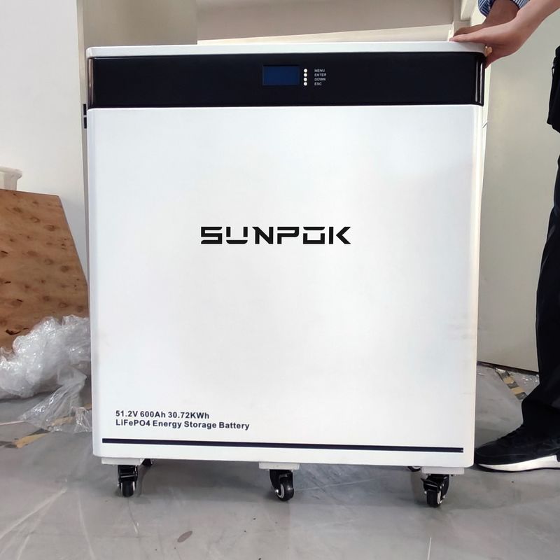 48v 51.2v 600ah ประเภทพื้น Lifepo4 แบตเตอรี่ 200A Smart BMS แบตเตอรี่ลิตยูม 30kwh สําหรับเก็บพลังงานในบ้าน