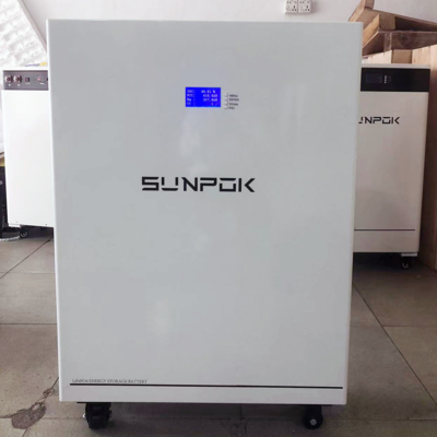 แบตเตอรี่โซลาร์เซลล์ลิเธียม 400ah 20kwh แบบติดตั้งบนพื้น แบตเตอรี่ Lifepo4 แบบพกพา 51.2v ระบบจัดเก็บพลังงานภายในบ้าน